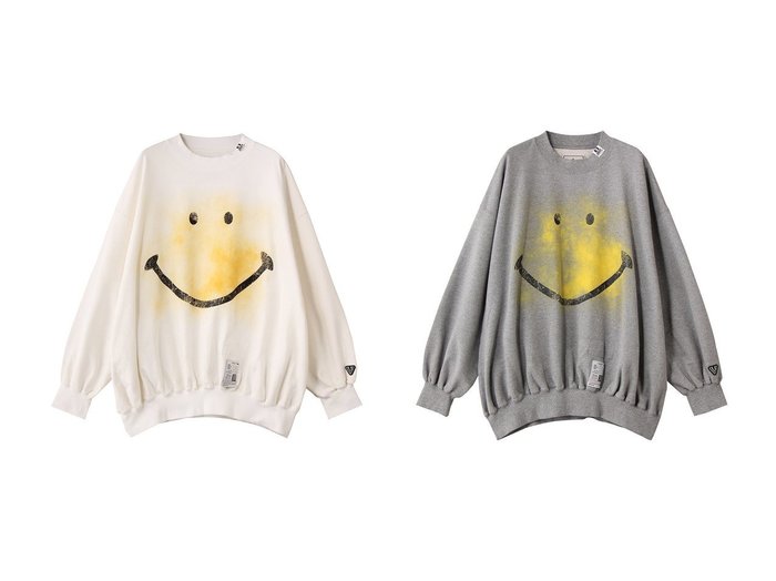 【Maison MIHARA YASUHIRO/メゾン ミハラヤスヒロ】のSMILY FACE PRINTED プルオーバー おすすめ人気トレンドファッション通販アイテム 人気、トレンドファッション・服の通販 founy(ファニー) ファッション Fashion レディースファッション Fashion for Women トップス・カットソー Cut & Sew Tops シャツ・ブラウス・オフィスカジュアル Elegant Blouses & Button-Ups レディースパーカー・カジュアルフーディー Casual Hoodies & Sweatshirts ロングTシャツ・Tシャツ Longline T-Shirts & Tees カジュアルプルオーバー・ニットトップス Pullovers & Knit Tops / Casual Pullovers スウェット・クルーネックトップス Sweatshirts & Crewnecks / Relaxed Fit Sweat Tops カットソー・ベーシックTシャツ Cut-and-Sewn Tops / Stretch Tees & Basics インナー Innerwear ショルダー Shoulder, Shoulder Strap ジャケット Jacket, Outerwear ドロップ Drop Shoulder, Dropped Style フロント Front, Front Design リラックス Relax, Relaxed Fit 新作・新入荷 New Arrivals / New In |ID:crp329100000222612