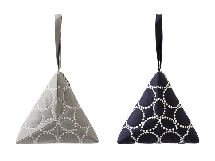 【mina perhonen/ミナ ペルホネン】のcrystal pouch ポーチ L おすすめ！トレンド、レディースファッションの通販 おすすめ人気トレンドファッション通販アイテム 人気、トレンドファッション・服の通販 founy(ファニー) ファッション Fashion レディースファッション Fashion for Women ポーチ&ミニバッグ Pouches & Mini Bags おすすめ Recommended / Our Picks ギフト プレゼント Gift / Present コンパクト Compact, Small Size フラット Flat, Flat Shoes ポーチ Pouch, Small Case 人気 Popular, Best Seller 定番 Standard, Basic Item 新作・新入荷 New Arrivals / New In 旅行 Travel |ID:crp329100000223785